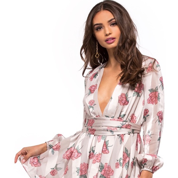 Lovers and Friends Floral Dress - Picture 3 of 4